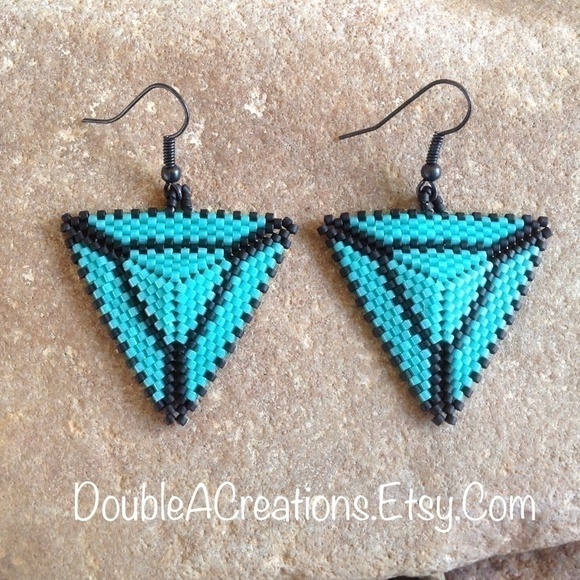 TURQUOISE and Black Triangle Beaded Earrings - Picture 1 of 6